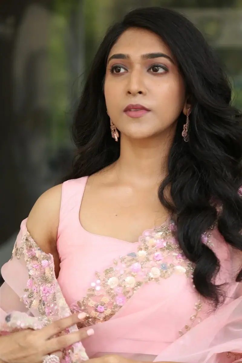 TELUGU ACTRESS APOORVA RAO IN PINK SAREE AT HAPPY ENDING MOVIE LAUNCH 11